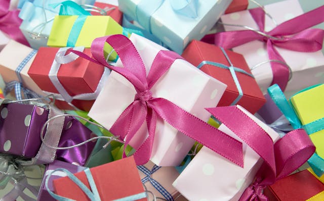 Les Meilleurs Coffrets Cadeaux : Faites plaisir au prix juste !